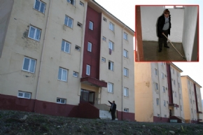 Afet Konutlarini Su Basti
